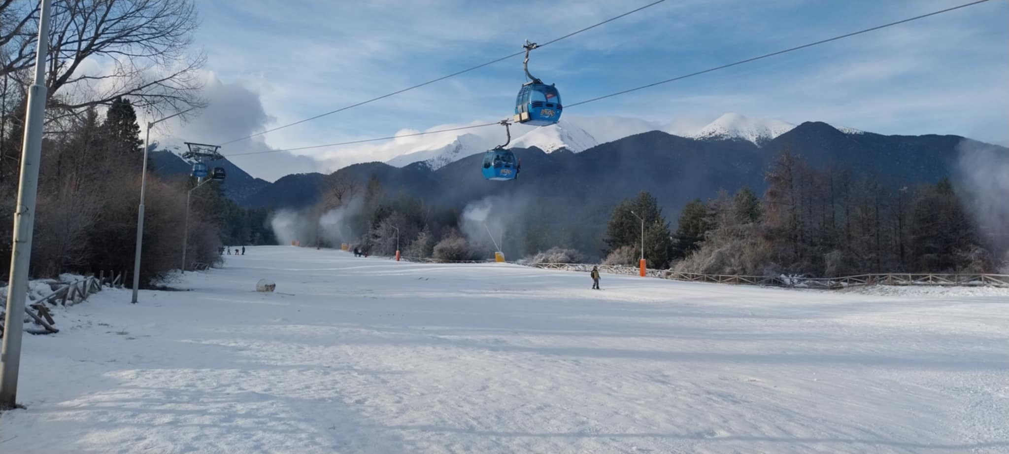 Bansko gondola cable car rising into the mountains