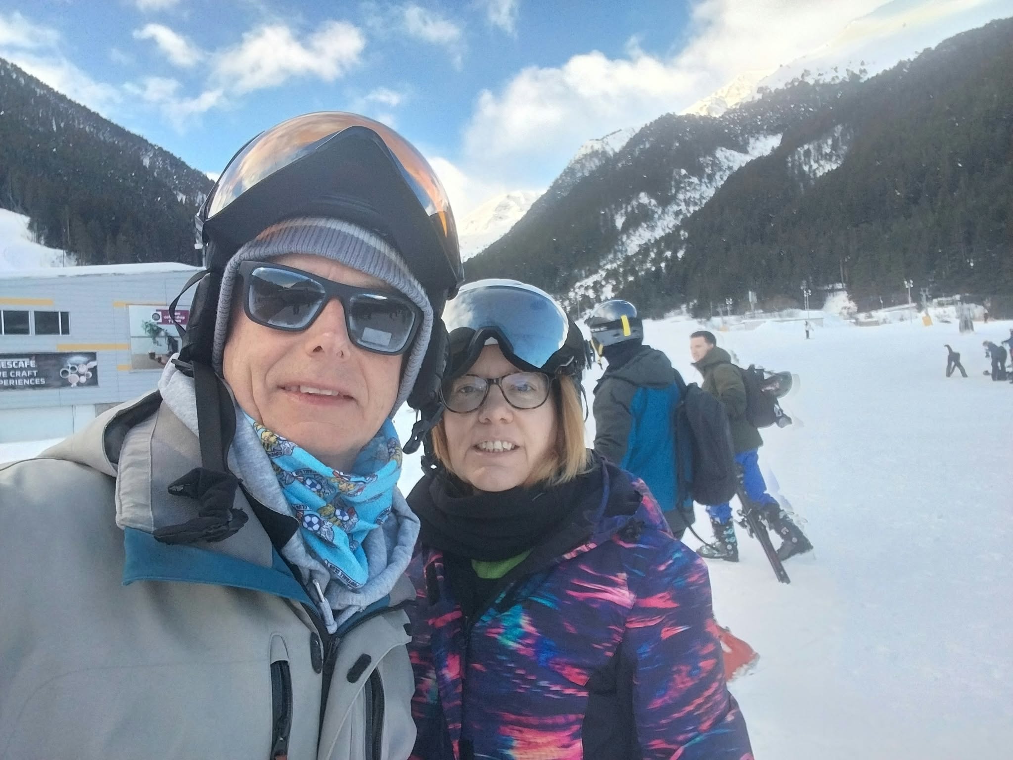 Martin and Leanne on the slopes in Bansko